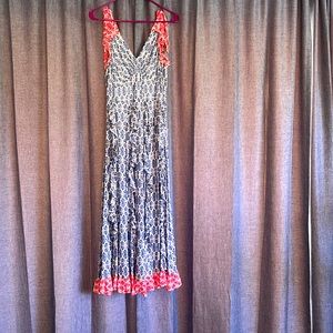 Long vineyard vines dress size 4